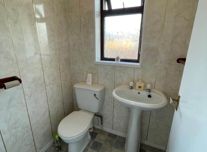 4 Hillview Gardens, Lambeg, Lisburn, BT27 4PB