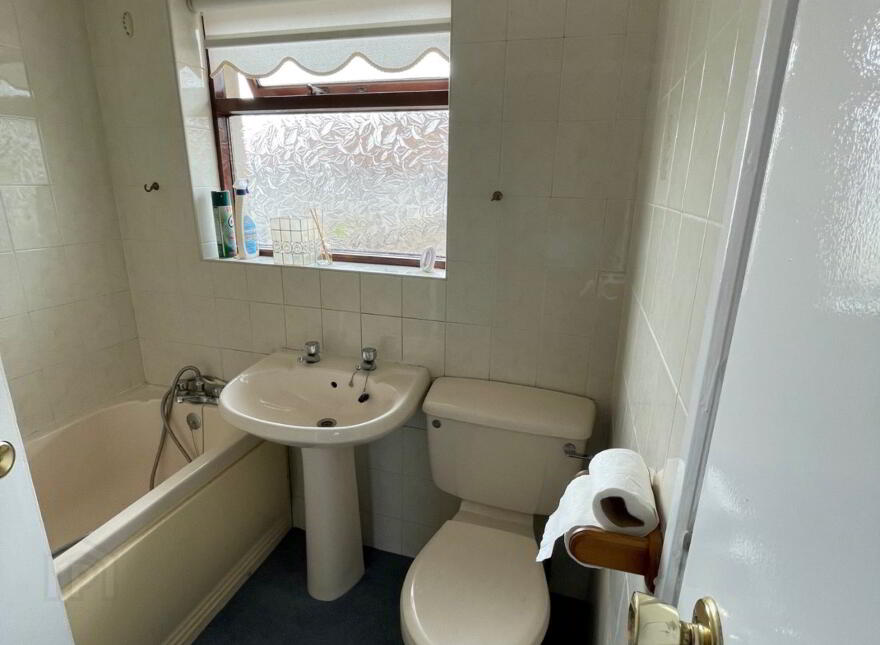 4 Hillview Gardens, Lambeg, Lisburn, BT27 4PB