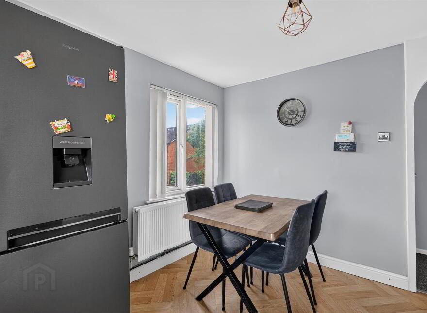 25 Malton Rise, Belfast, BT9 6HY