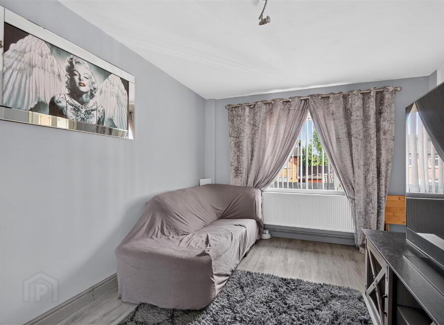 25 Malton Rise, Belfast, BT9 6HY