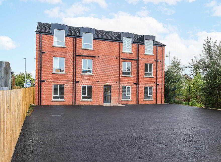 Apt 2b, Riverside Court, Main Street, Ballyclare, BT39 9FE
