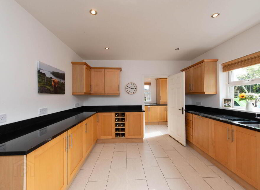 112 Station Road, Greenisland, Carrickfergus, BT38 8UW