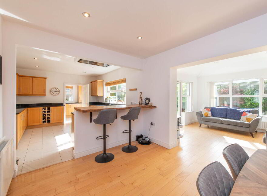 112 Station Road, Greenisland, Carrickfergus, BT38 8UW
