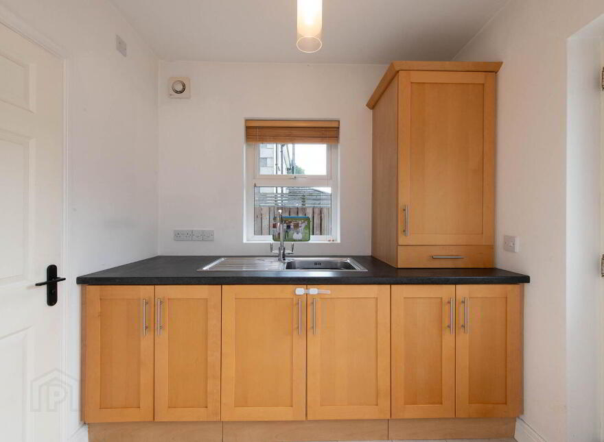 112 Station Road, Greenisland, Carrickfergus, BT38 8UW