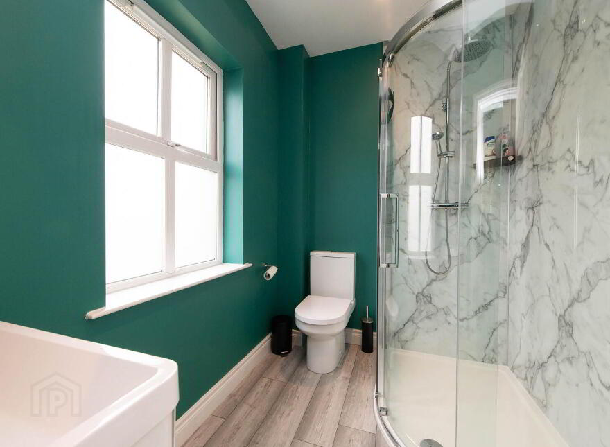 112 Station Road, Greenisland, Carrickfergus, BT38 8UW