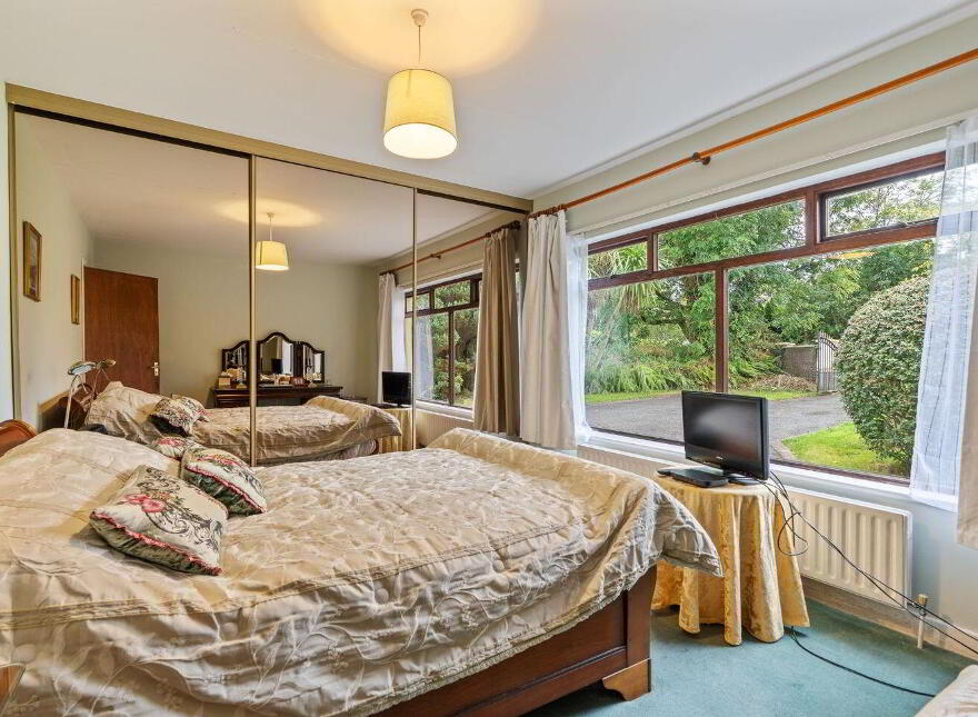 The Glen, Meadowlands, Upper Rochestown, Rochestown, T12DHD1