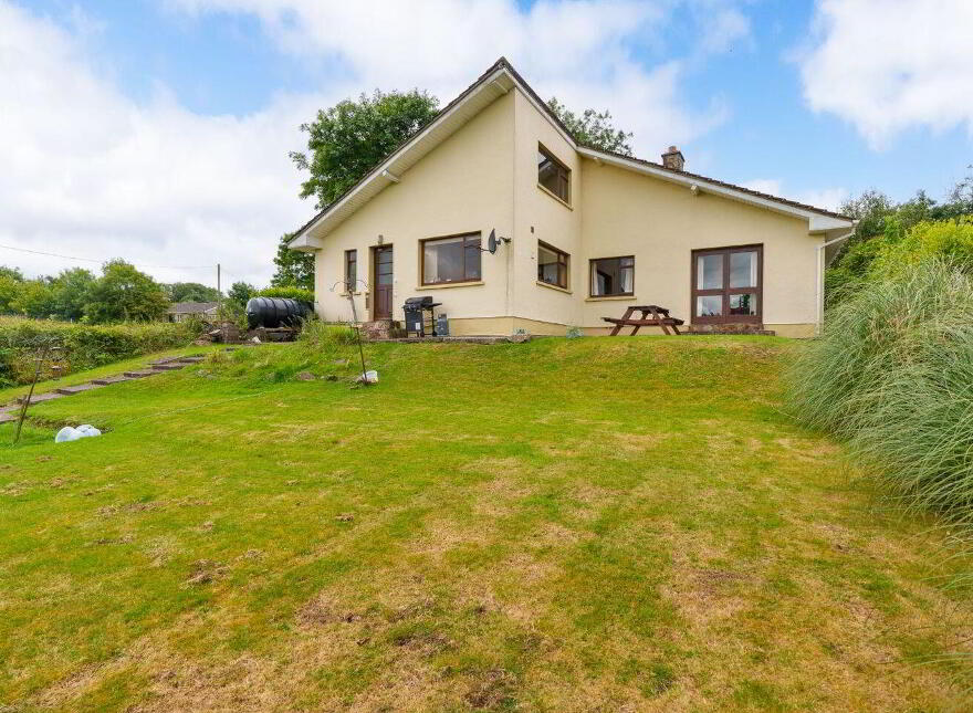 The Glen, Meadowlands, Upper Rochestown, Rochestown, T12DHD1