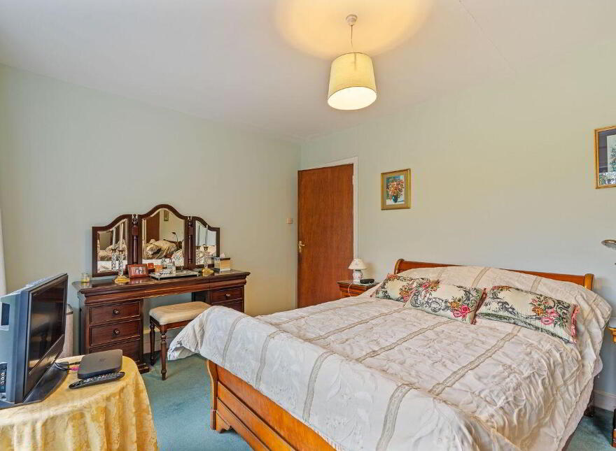 The Glen, Meadowlands, Upper Rochestown, Rochestown, T12DHD1