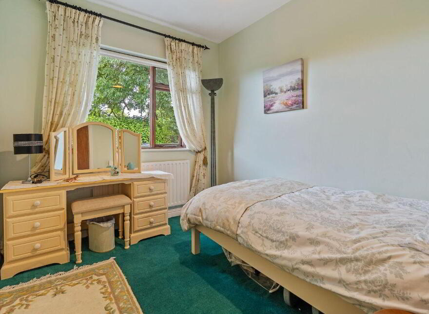 The Glen, Meadowlands, Upper Rochestown, Rochestown, T12DHD1