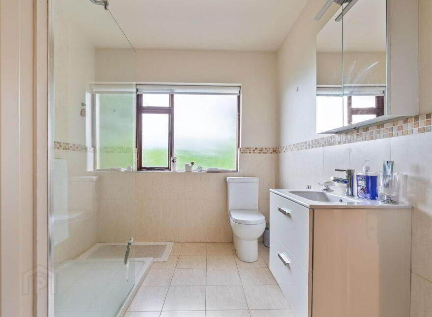The Glen, Meadowlands, Upper Rochestown, Rochestown, T12DHD1