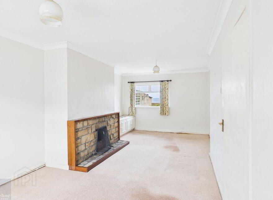 18 Greenore Park, Rosslare Harbour, Y35D1K5