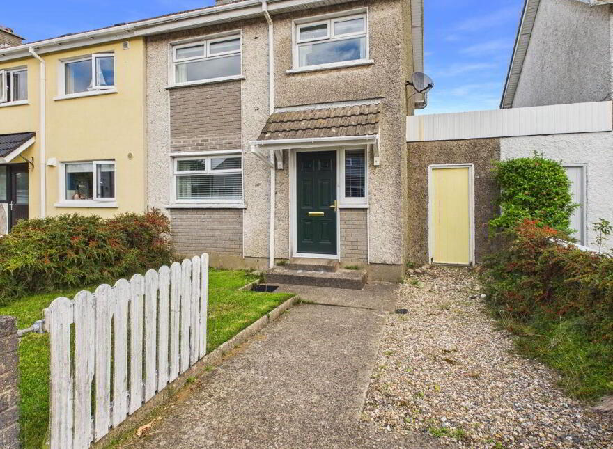 18 Greenore Park, Rosslare Harbour, Y35D1K5