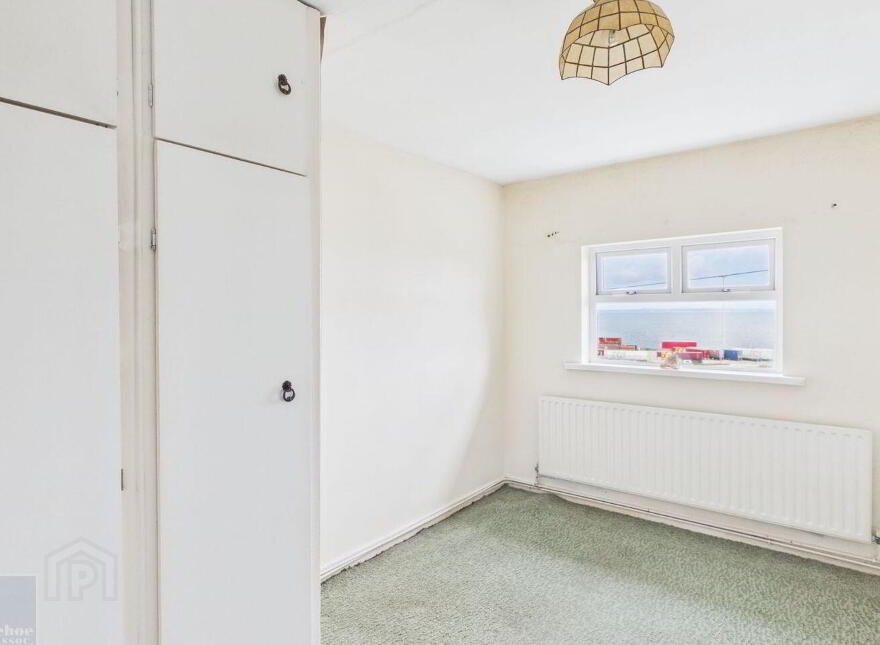 18 Greenore Park, Rosslare Harbour, Y35D1K5