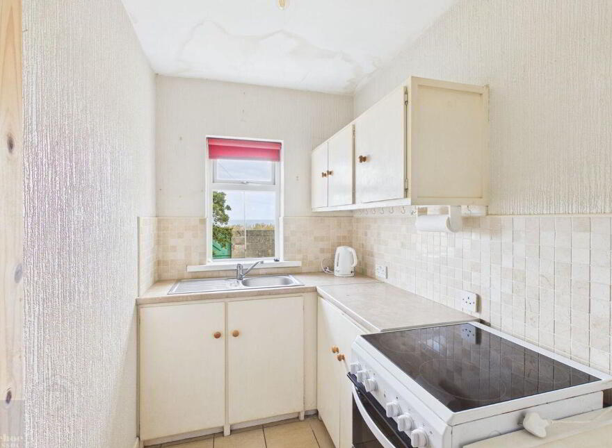 18 Greenore Park, Rosslare Harbour, Y35D1K5
