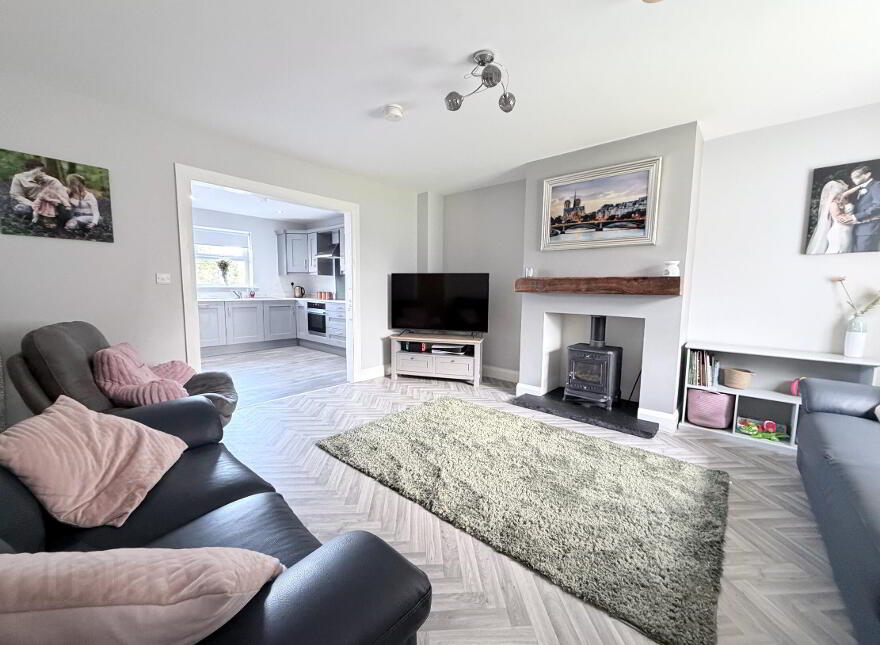 38 Nicholson Green, Donaghcloney, BT66 7UY