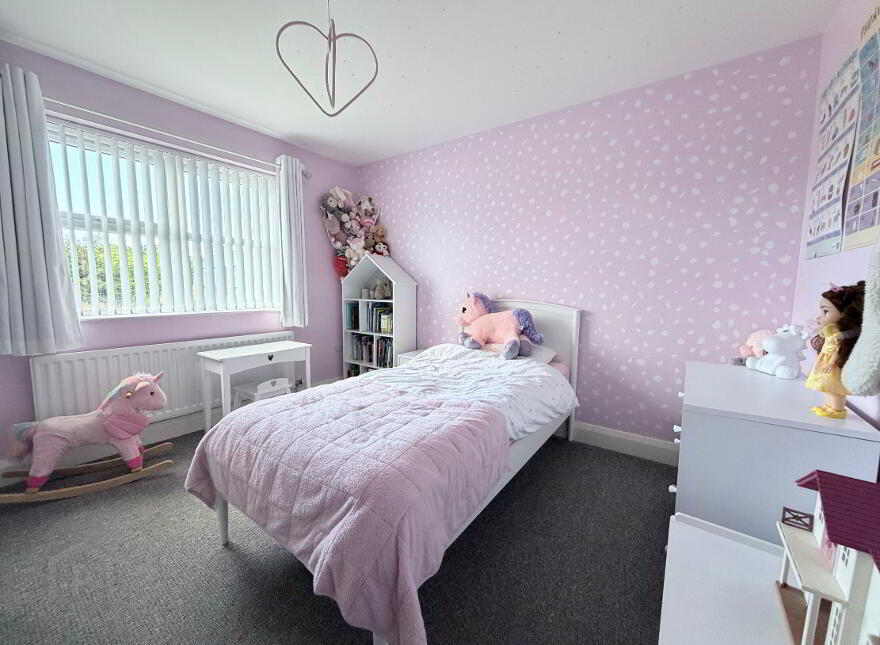 38 Nicholson Green, Donaghcloney, BT66 7UY
