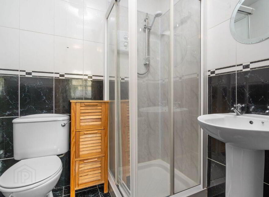 5 Greenhills, Manorcunningham, F92E981