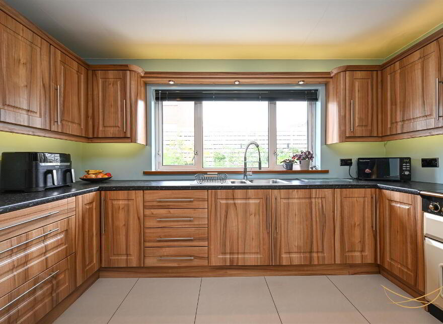 12b Huntingdale, Ballyclare, BT39 9XB