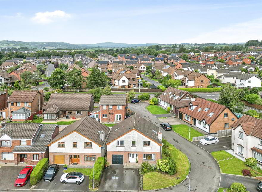 12b Huntingdale, Ballyclare, BT39 9XB
