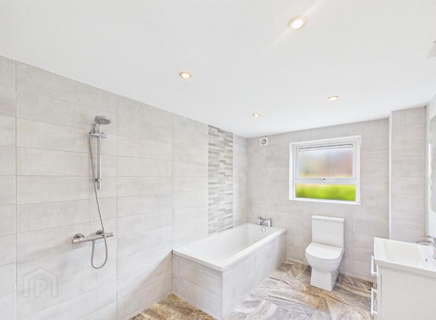 11 Somerset Street, Belfast, BT7 2GS