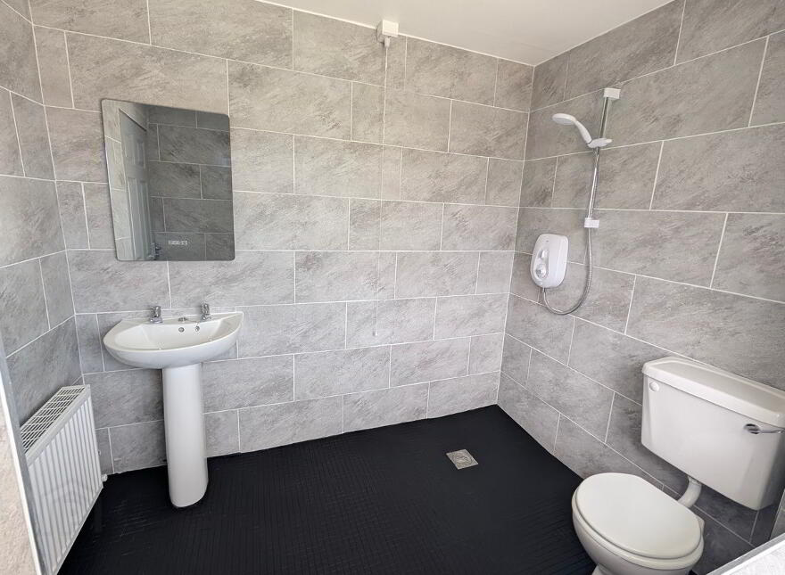 Tullynamoltra, Swanlinbar, H14KX94