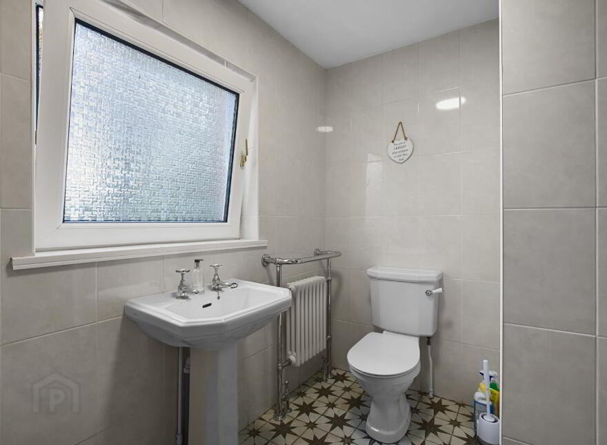 3 Earlswood Park, Belfast, BT4 3ED