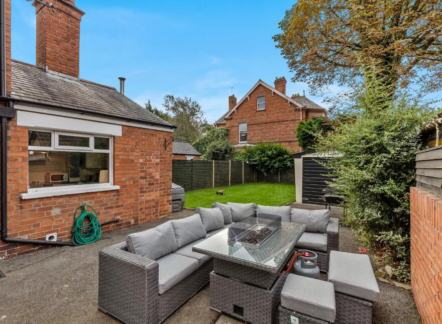 3 Earlswood Park, Belfast, BT4 3ED
