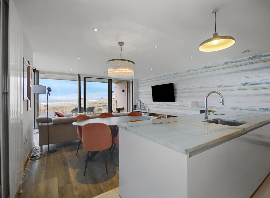 3 The Vue, 2 Strand Road, Portrush, BT56 8FT
