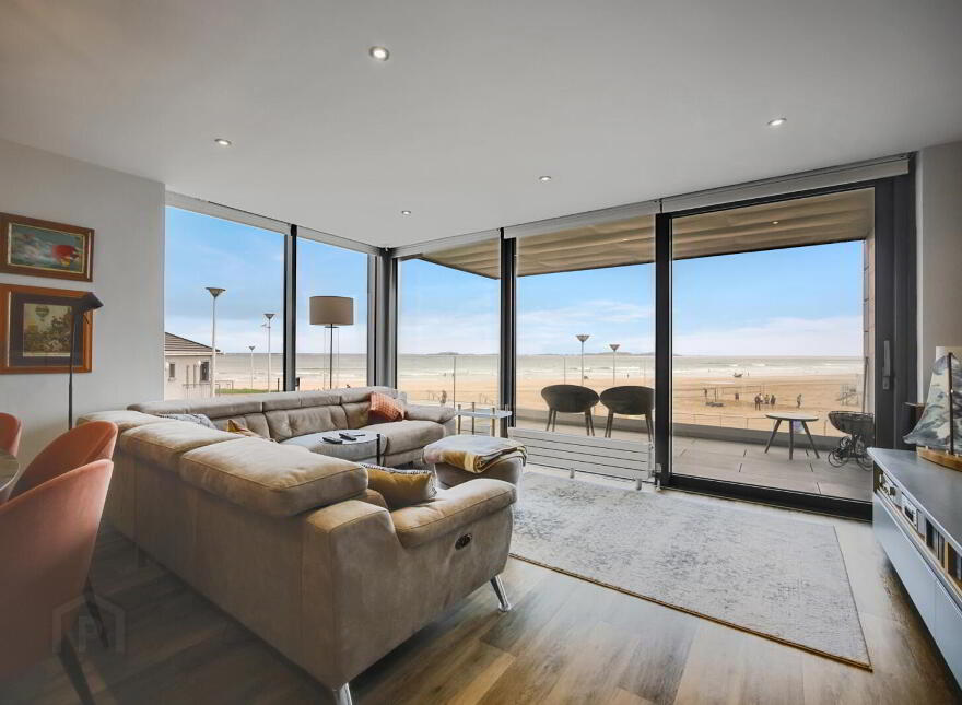 3 The Vue, 2 Strand Road, Portrush, BT56 8FT