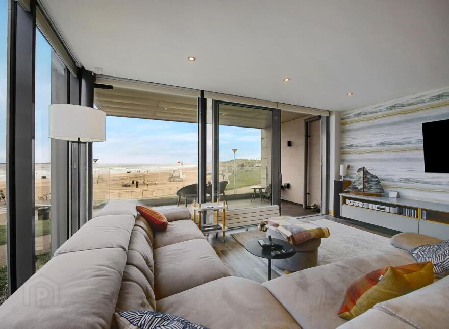 3 The Vue, 2 Strand Road, Portrush, BT56 8FT
