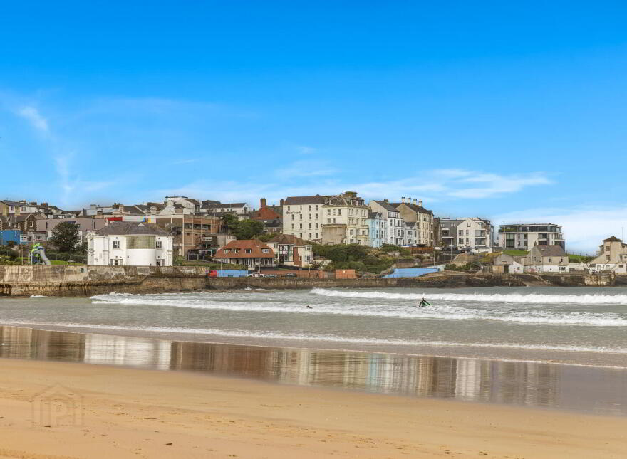3 The Vue, 2 Strand Road, Portrush, BT56 8FT