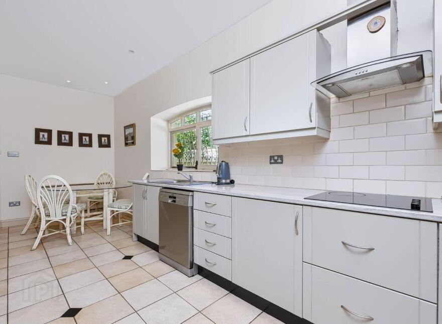 Laeken, 100 Churchtown Road Lower, Churchtown, D14E1X4