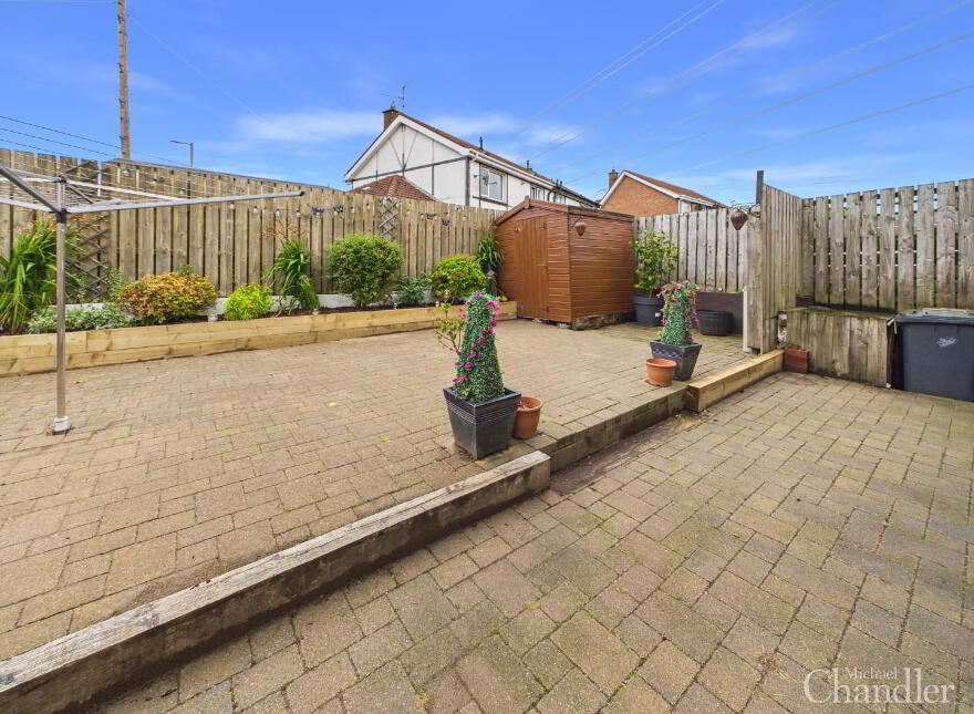 15 Rossdale Gardens, Belfast, BT8 6XG