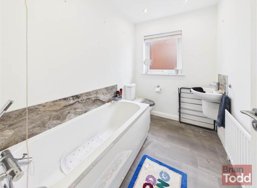 Blackthorn Rise, Larne, BT40 2HL