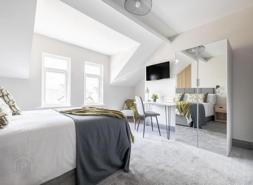 Room 5, 65 Ballygomartin Road, Belfast, BT13 3LB
