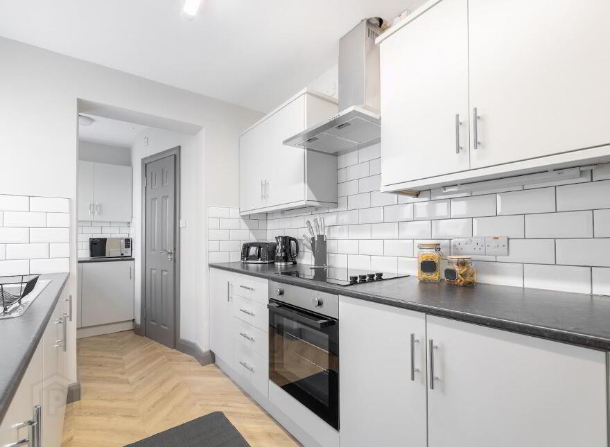 Room 5, 65 Ballygomartin Road, Belfast, BT13 3LB