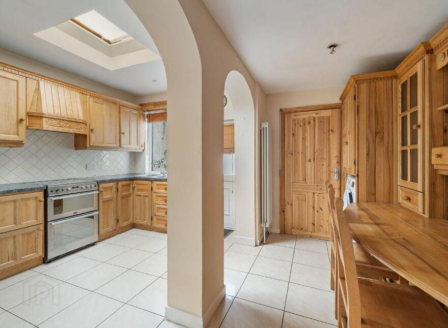 10 O'Connor Ville, Tower Street, Cork City Centre, T12C3FV