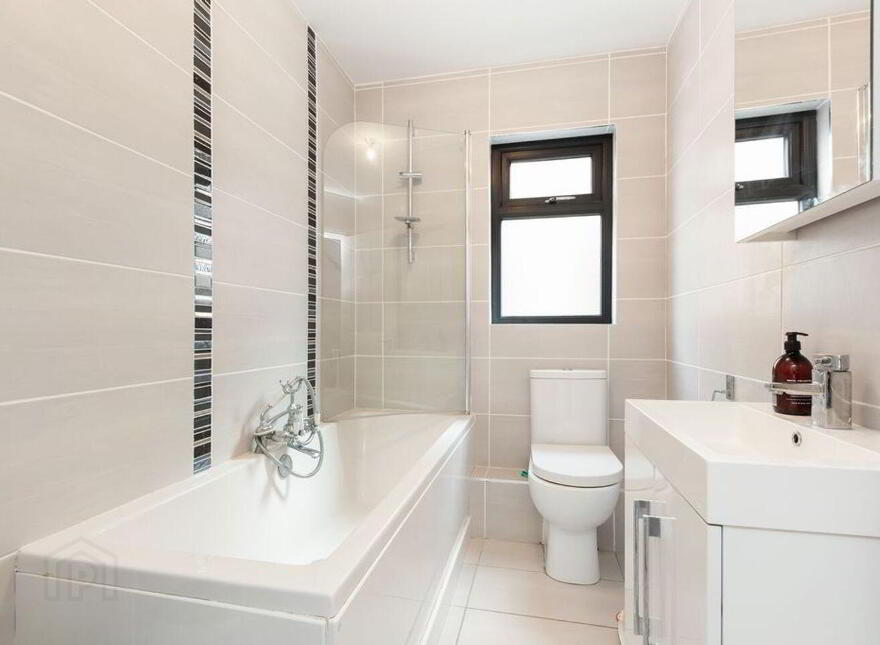 116 Grattan Lodge, The Hole In The Wall Road, Clongriffin, Clongriffin, D13N886