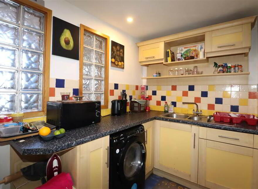 43 Glenmore House, Lambeg, Lisburn, BT27 4QT