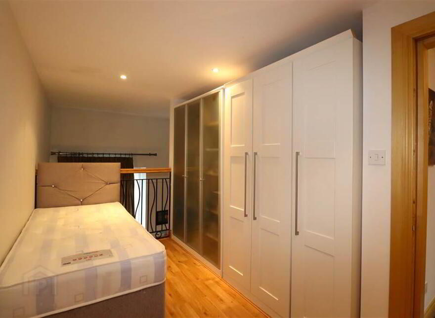 43 Glenmore House, Lambeg, Lisburn, BT27 4QT