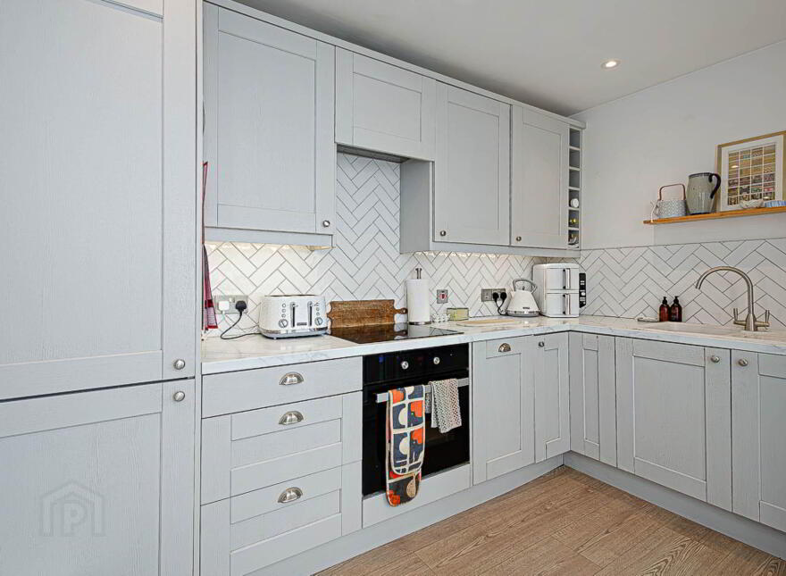 4 Oberon Street, Cregagh Road, Belfast, BT6 8NZ