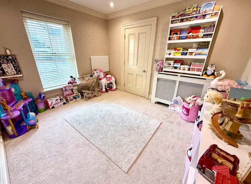 23 Oak Country Park, Waterside, L'Derry, BT47 6HQ