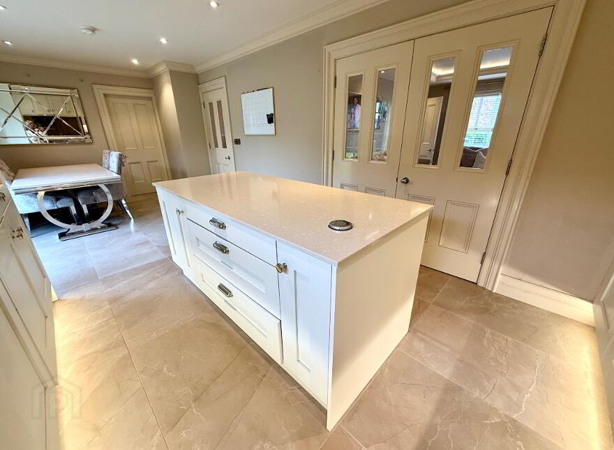 23 Oak Country Park, Waterside, L'Derry, BT47 6HQ