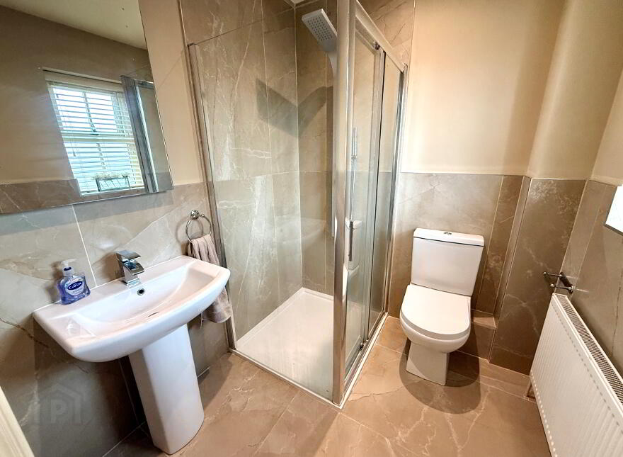 23 Oak Country Park, Waterside, L'Derry, BT47 6HQ