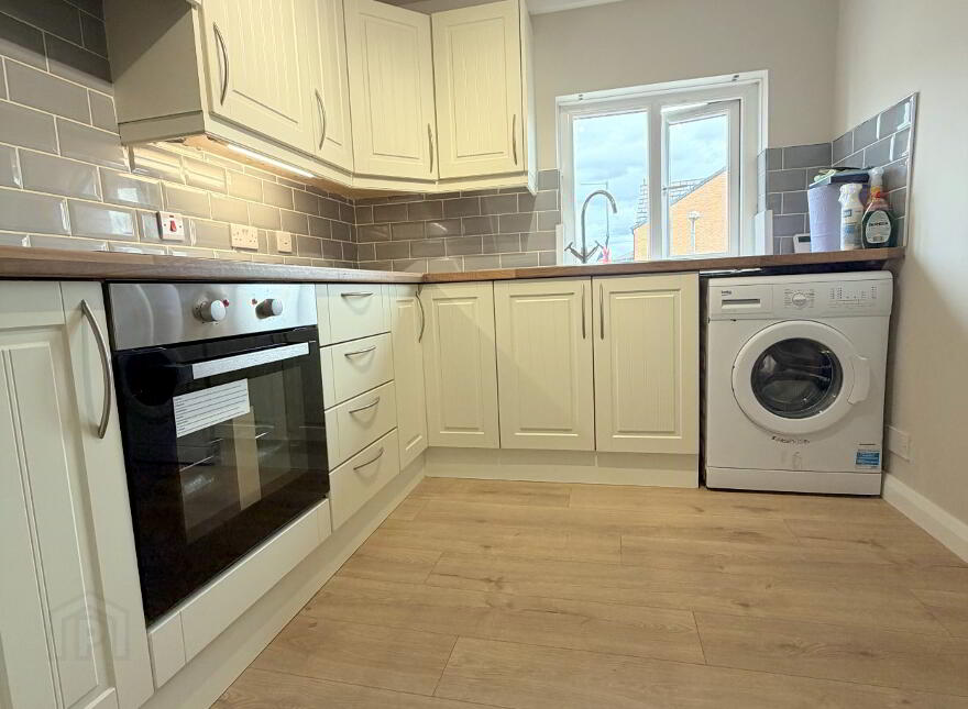 3 Grove Street East, Belfast, BT5 5GG