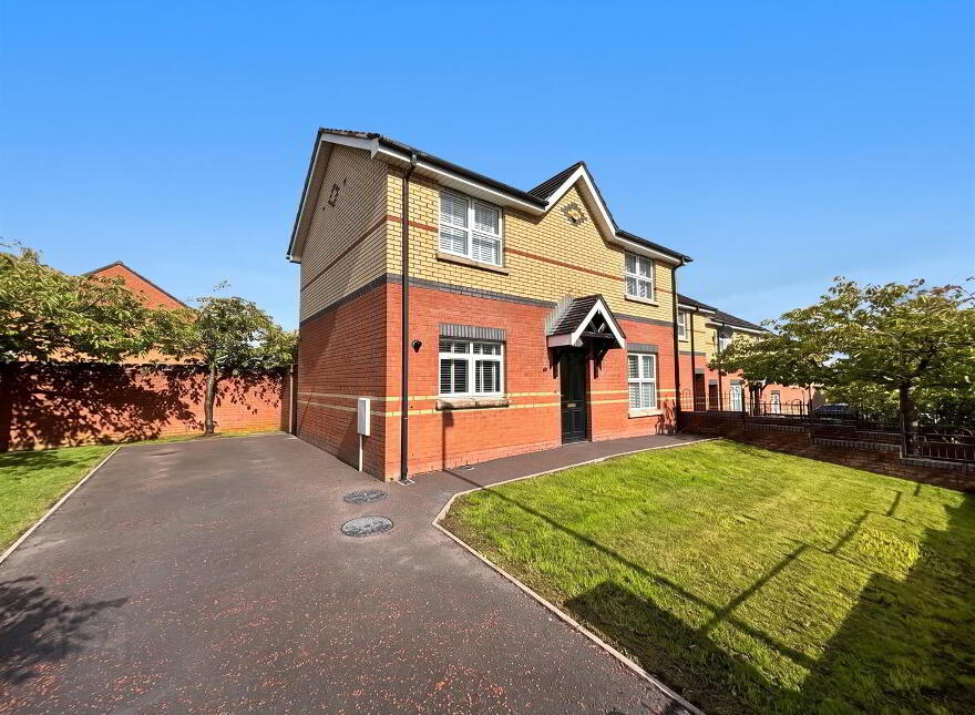8 Torrens Drive, Belfast, BT14 6JA