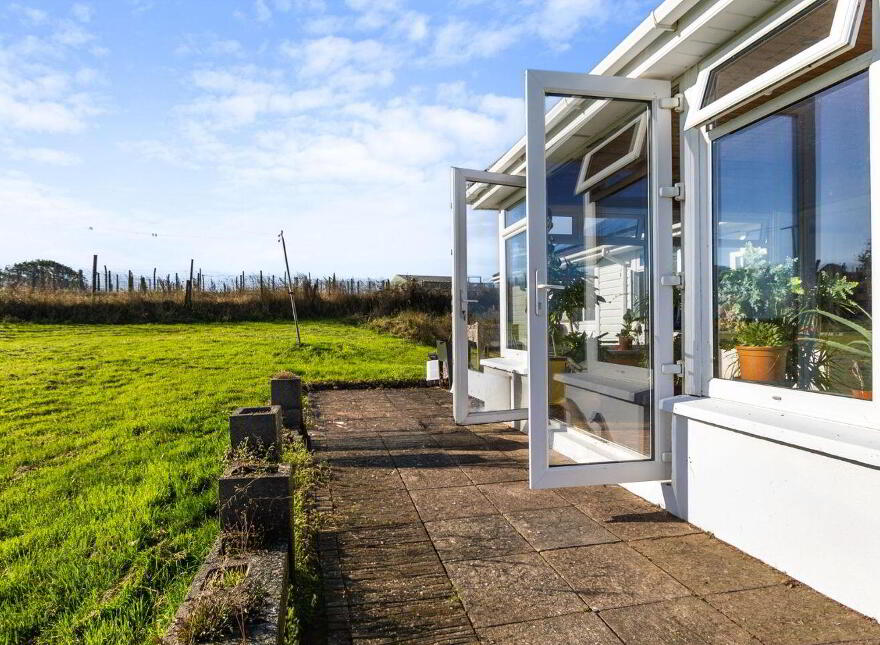 Lahard, Whitegate, Midleton, P25P267