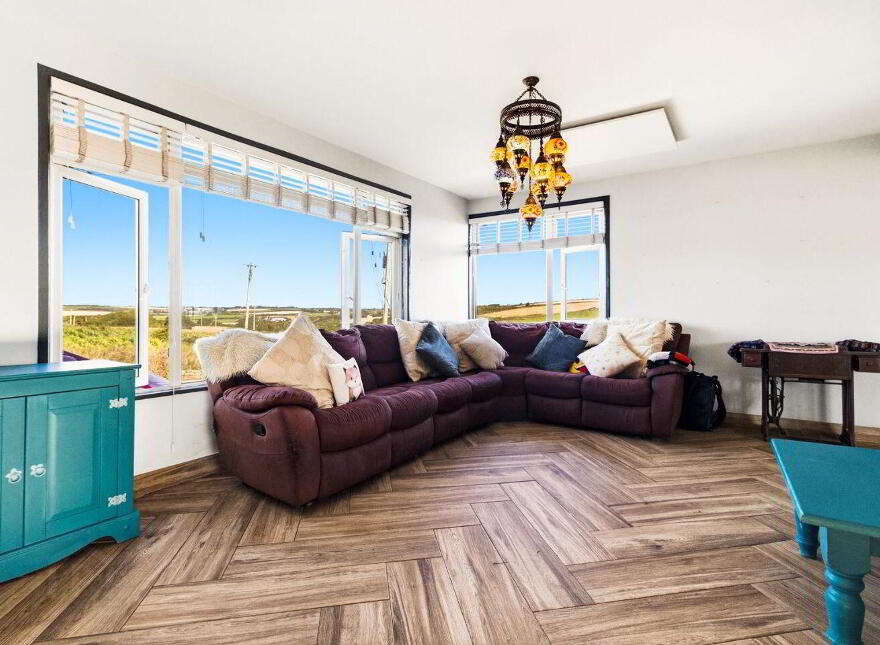 Lahard, Whitegate, Midleton, P25P267
