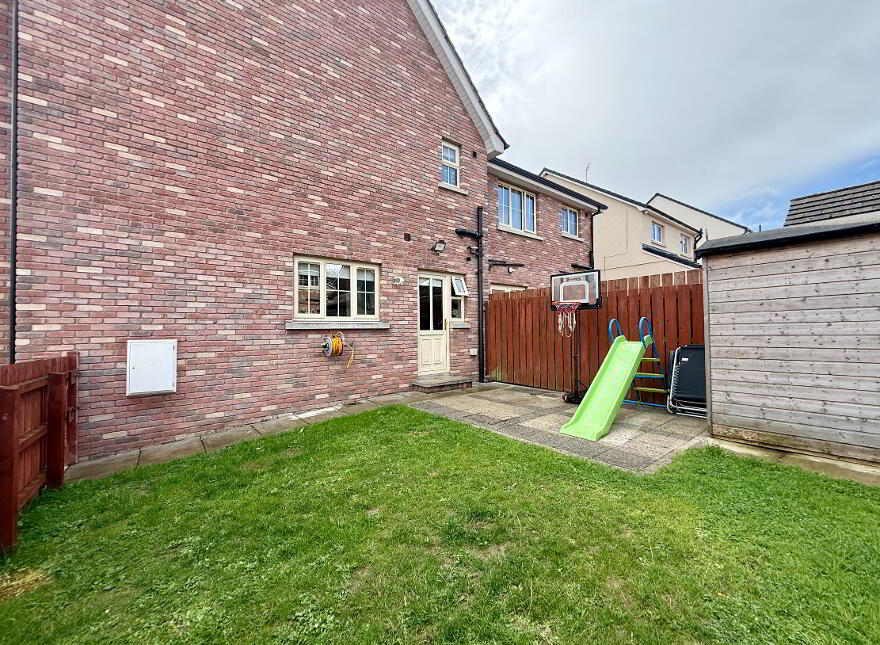 94 Cavanacaw Manor, Armagh, BT60 2FJ