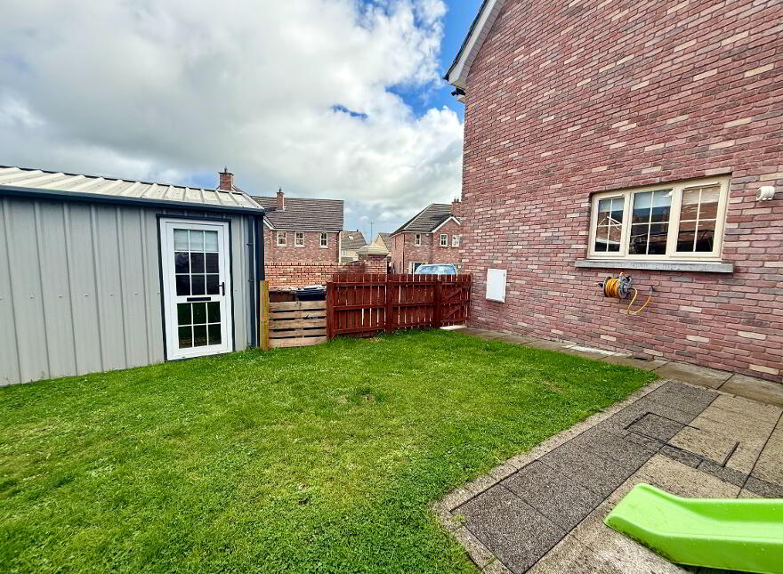 94 Cavanacaw Manor, Armagh, BT60 2FJ